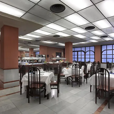 Hotel Maciá Condor 4*