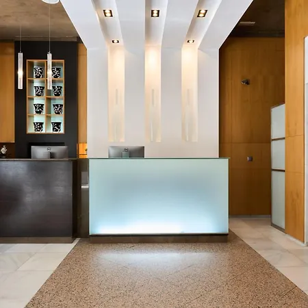 Hotel Maciá Condor 4*