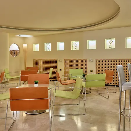 Hotell Macia Condor 4*