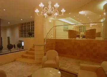 Maciá Condor 4*