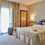 Hotel Macià Cóndor