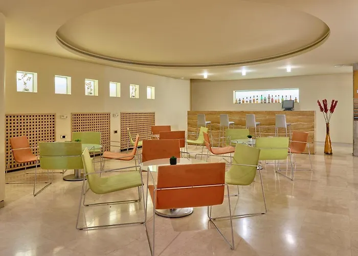 Macia Condor 4*